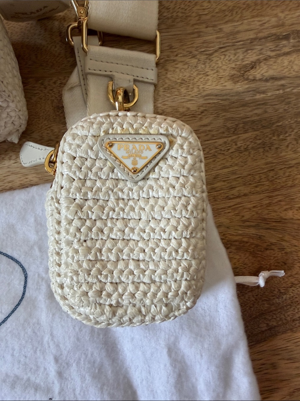 Prada Cream Woven Shoulder Bag with Gold Chain and Logo - Picture 2 of 4